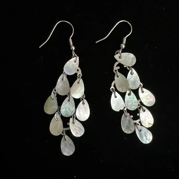 Women’s Top - Olive Green V-Neck with Sequins by For Joseph Fortune - Size M - Picture 14 of 16